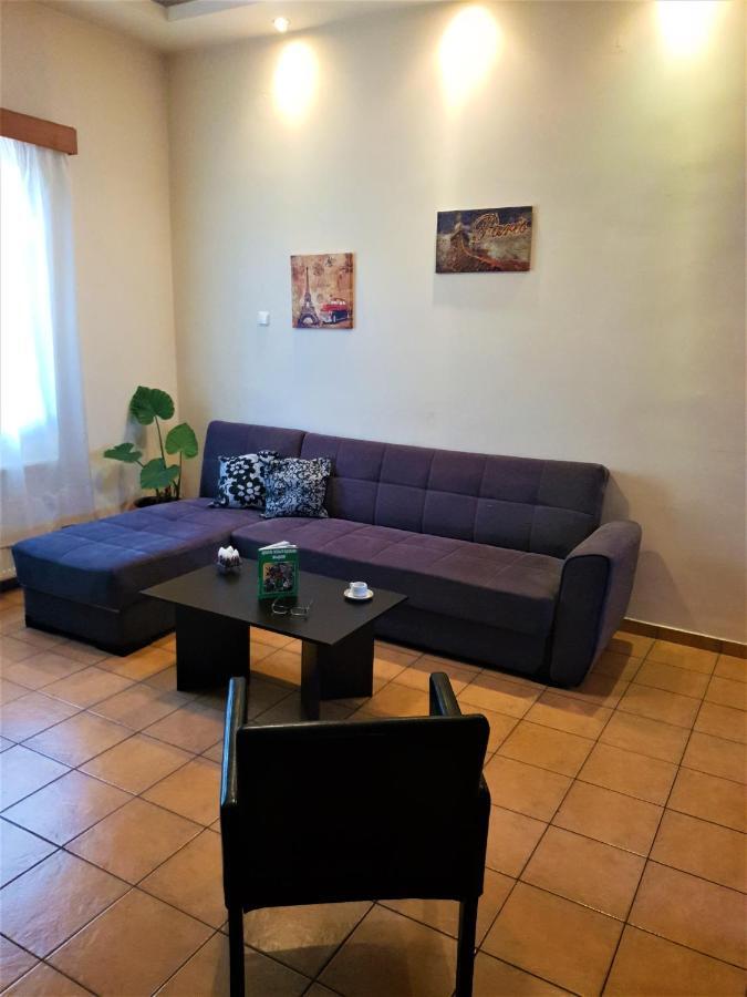House With Yard Subway 5Min Walk Apartment Атина Екстериор снимка